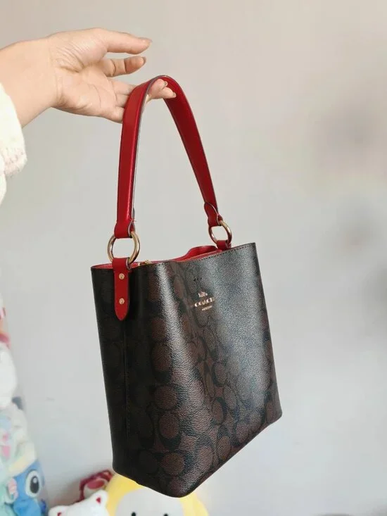 Coach Town 26 Medium Classic Vintage Flower Handbag - Picture 2 of 6